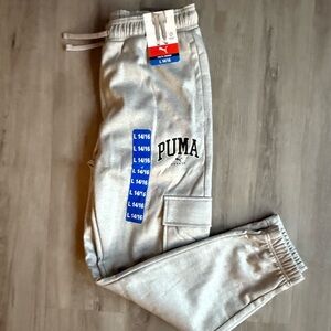 Puma Youth Jogger in Light Gray